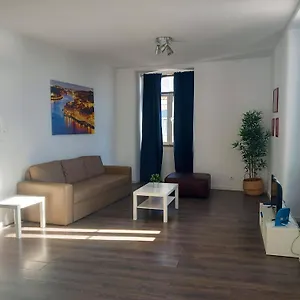 city-stays-cais-do-sodre-apartments.hotels-lisbon-portugal.com/