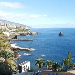 apartamento-vista-mar-e-piscina.madeira-islandshotels.com/