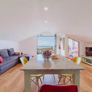 casa-strelitzia.madeira-islandshotels.com/
