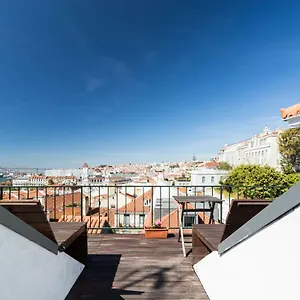 feels-like-home-chiado-skyline.hotels-lisbon-portugal.com/